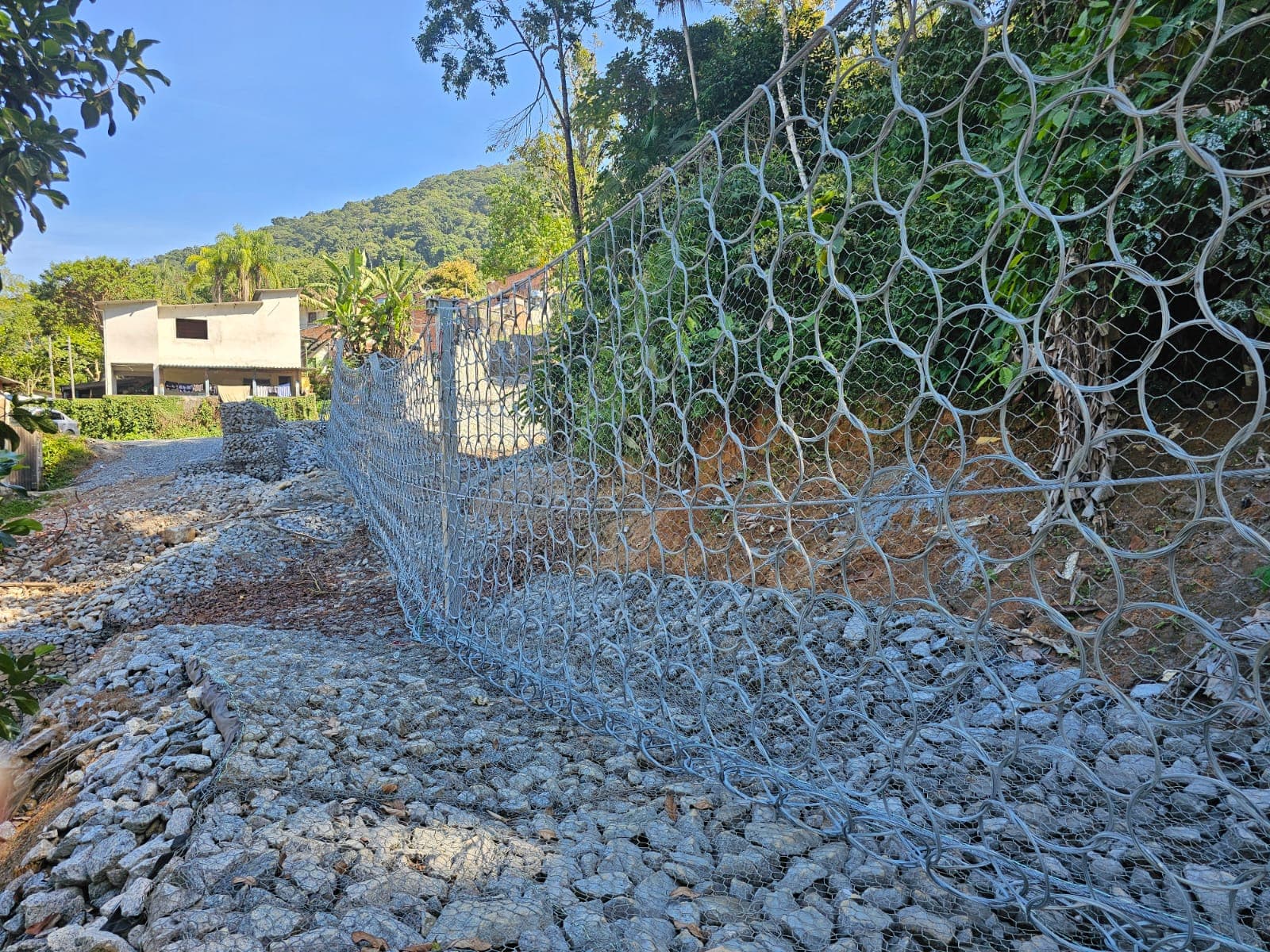 Terraplenagem e Drenagem — Serra do Mar, São Sebastião — imagem 3
